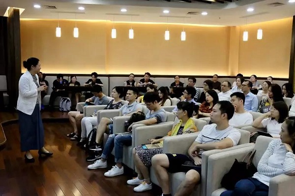 上财MBA公开课丨飞轮如何转起来？探秘亚马逊商业模式