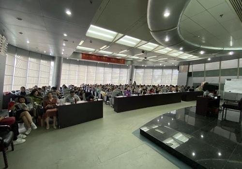 武汉MBA名师讲座丨《东西方文化对比—人口问题与现代化》